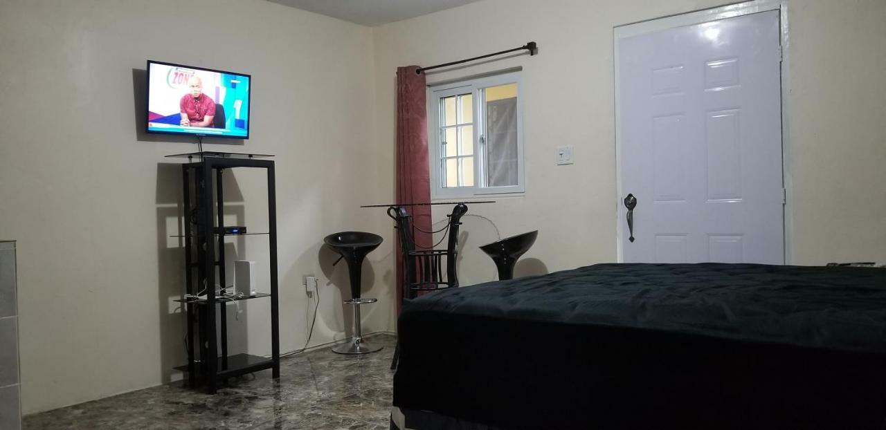 Kingston Hideaway Appartamento Esterno foto