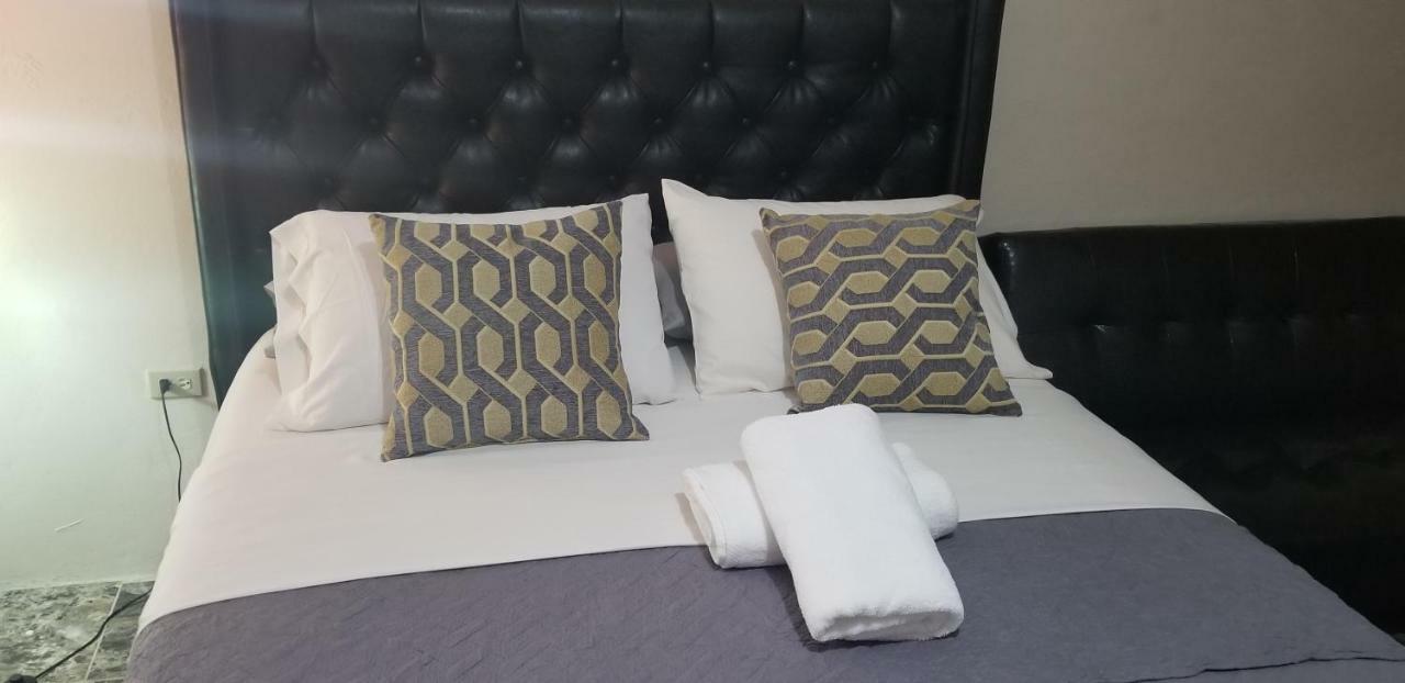 Kingston Hideaway Appartamento Esterno foto